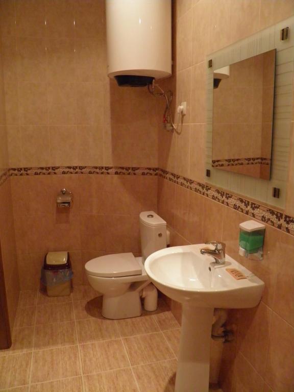 Atrium Hotel Melitopolʼ Exteriör bild